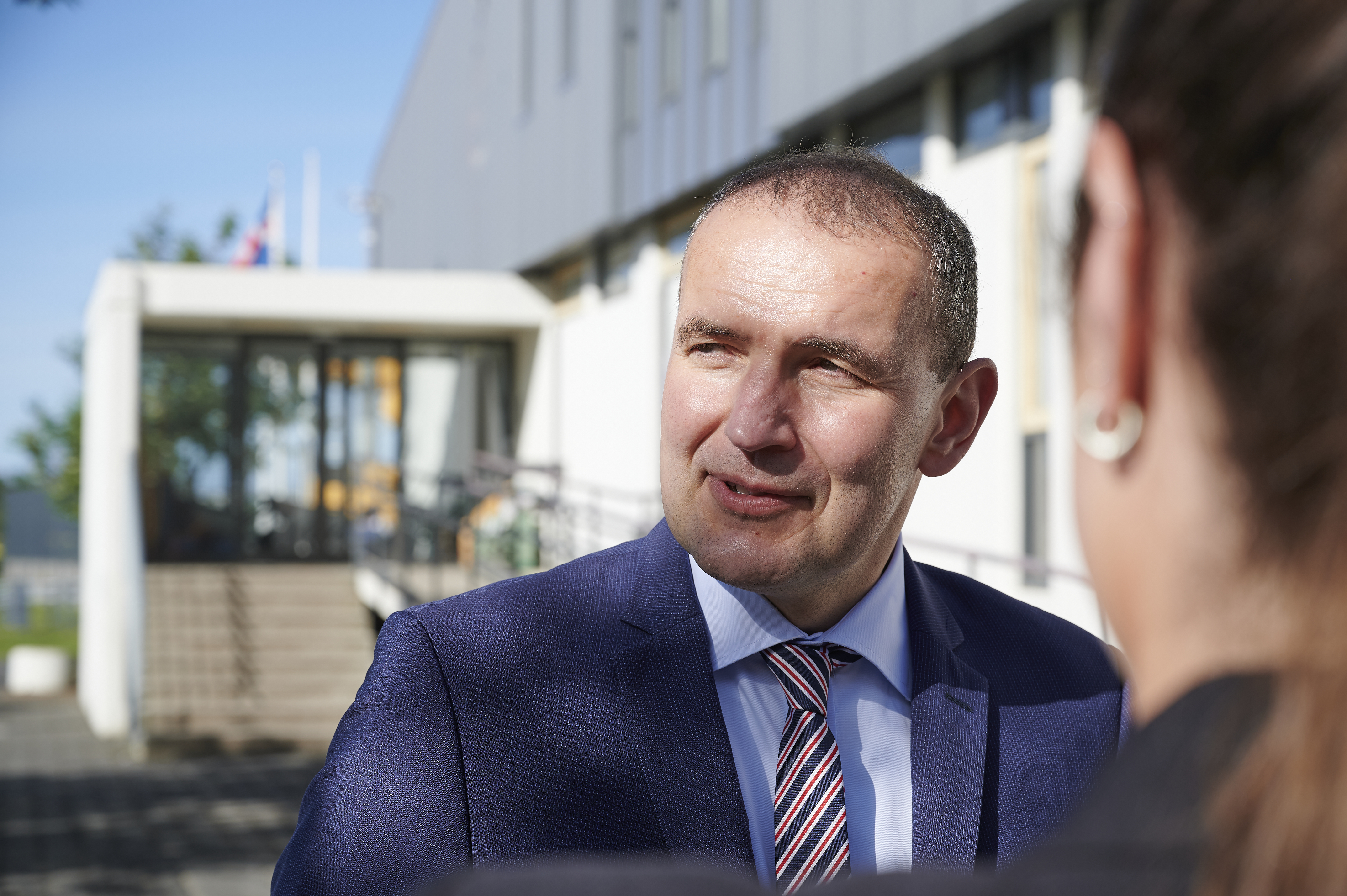 Guðni Th. Jóhannesson resultó reelecto como presidente de Islandia