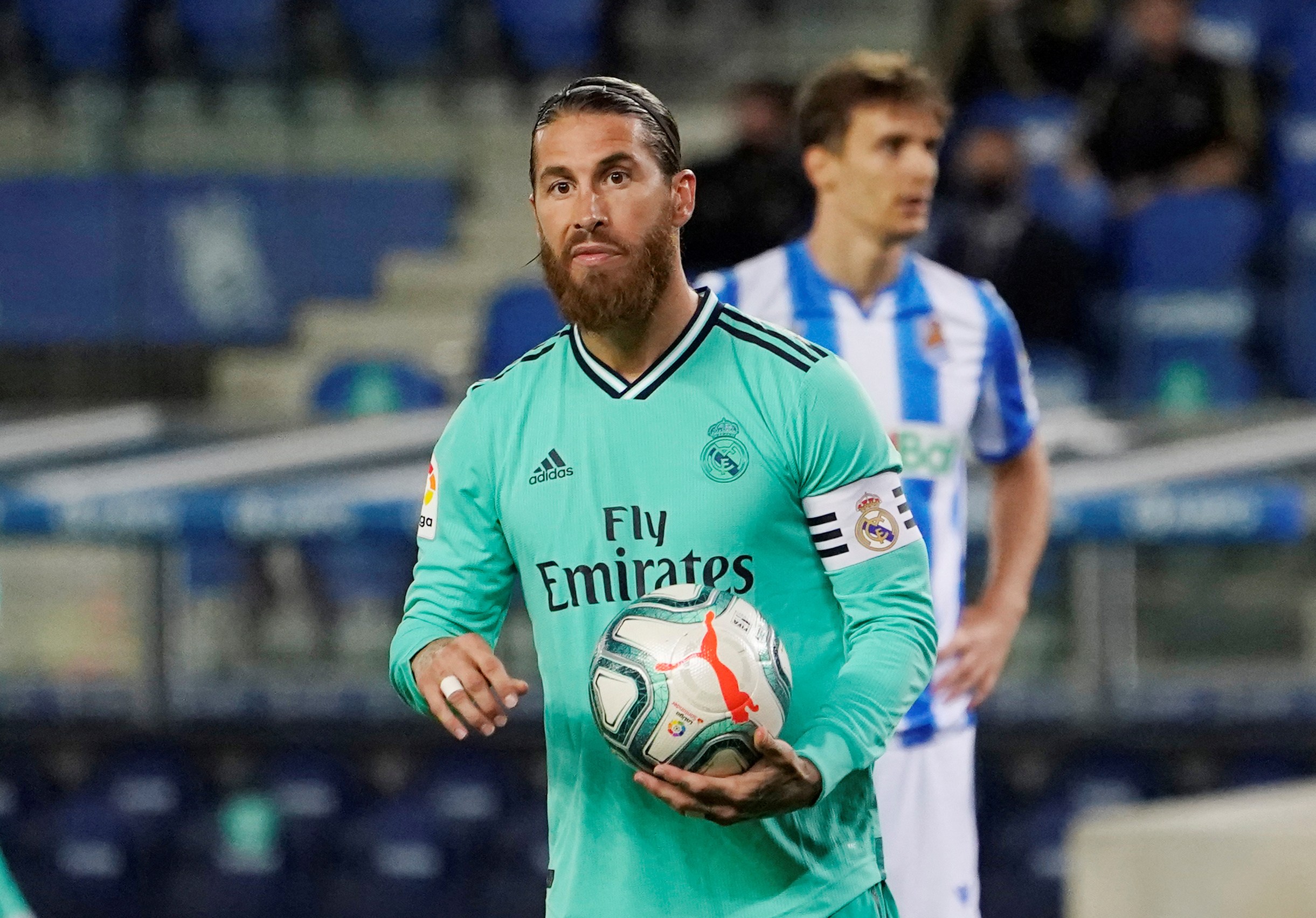 Real Madrid pasa al frente en la Liga con victoria sobre Real Sociedad