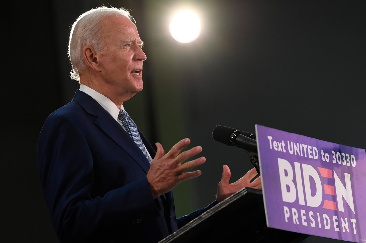 Biden rompe con Black Lives Matter para oponerse a la policía destituida