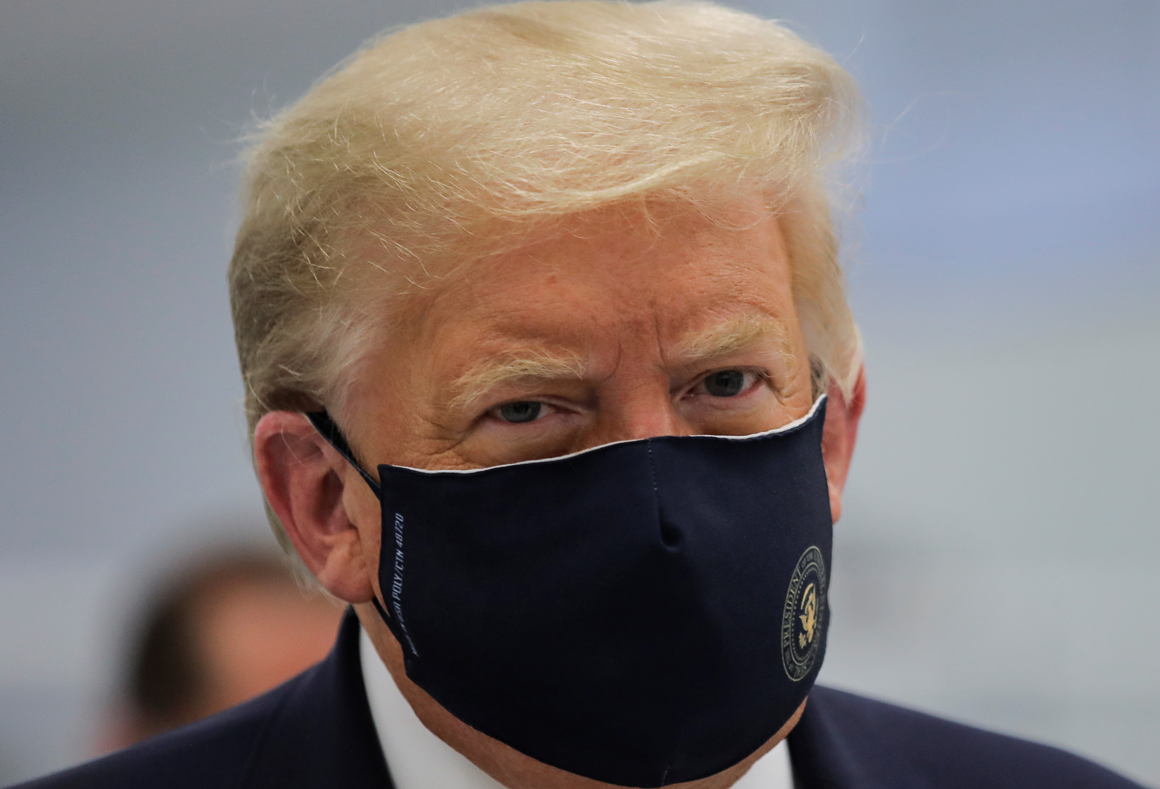 “Permanece sin fiebre y sin oxígeno suplementario”: Nuevo parte médico de Trump (Documento)