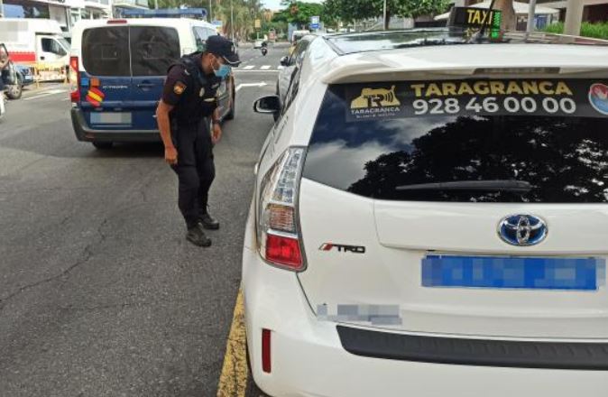 Policía de España interviene 600 licencias de conducir de venezolanos falsas