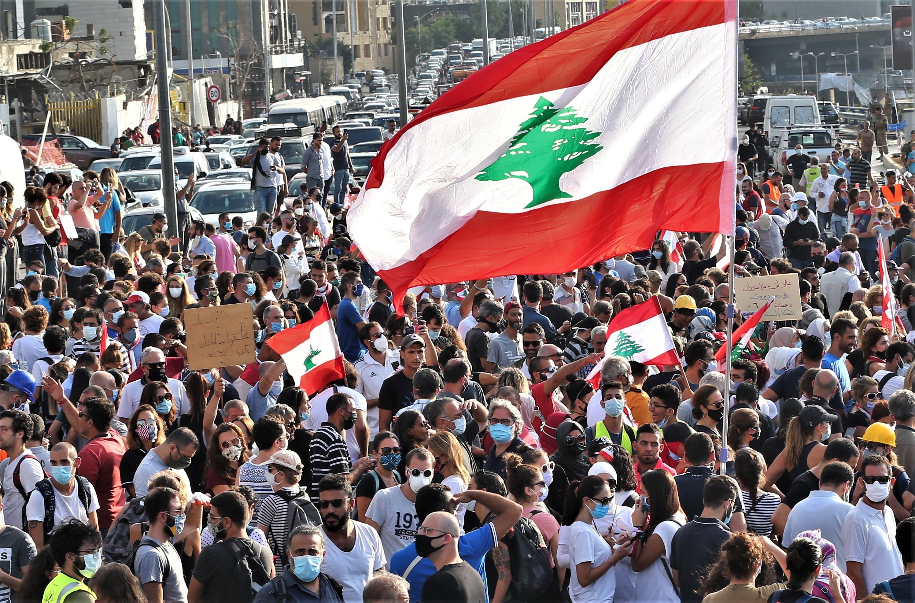 Beirut recordó a sus muertos una semana después de la explosión con emotivo homenaje (Fotos)