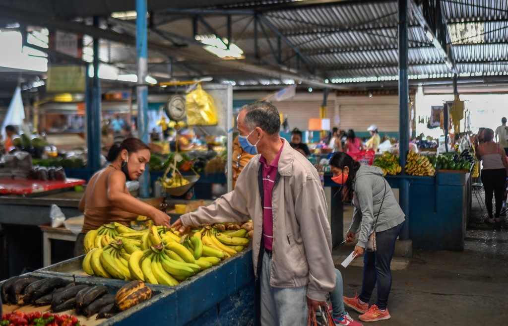 Contagios en Venezuela siguen al alza tras 373 nuevas infecciones en el país, según el régimen chavista