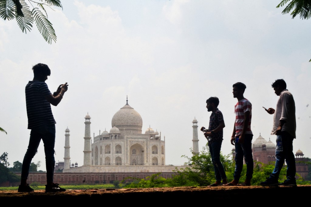 El Taj Mahal reabrirá sus puertas a pesar del brote de coronavirus