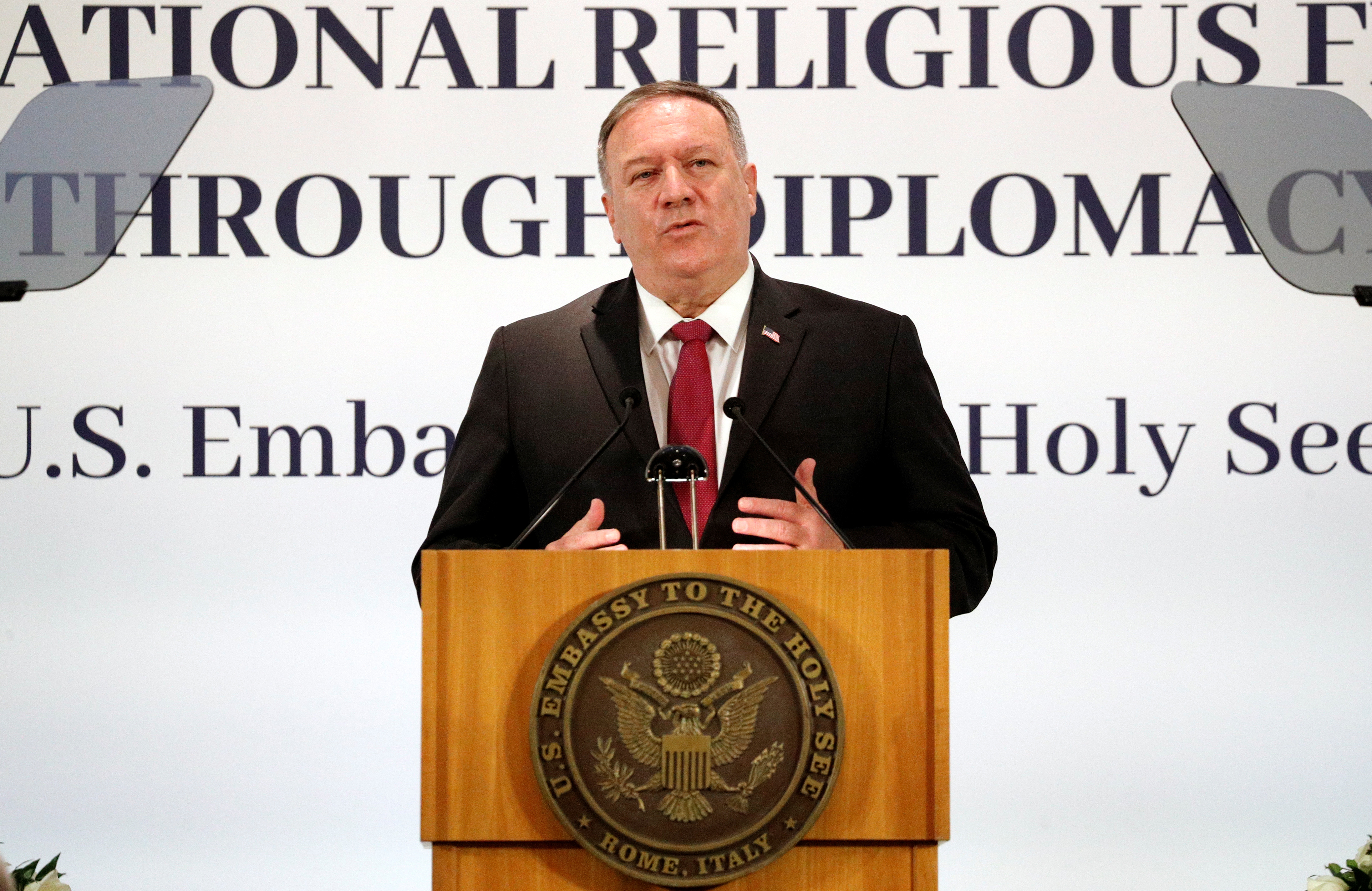 Pompeo pide al Papa “valor” para luchar contra las persecuciones religiosas en China