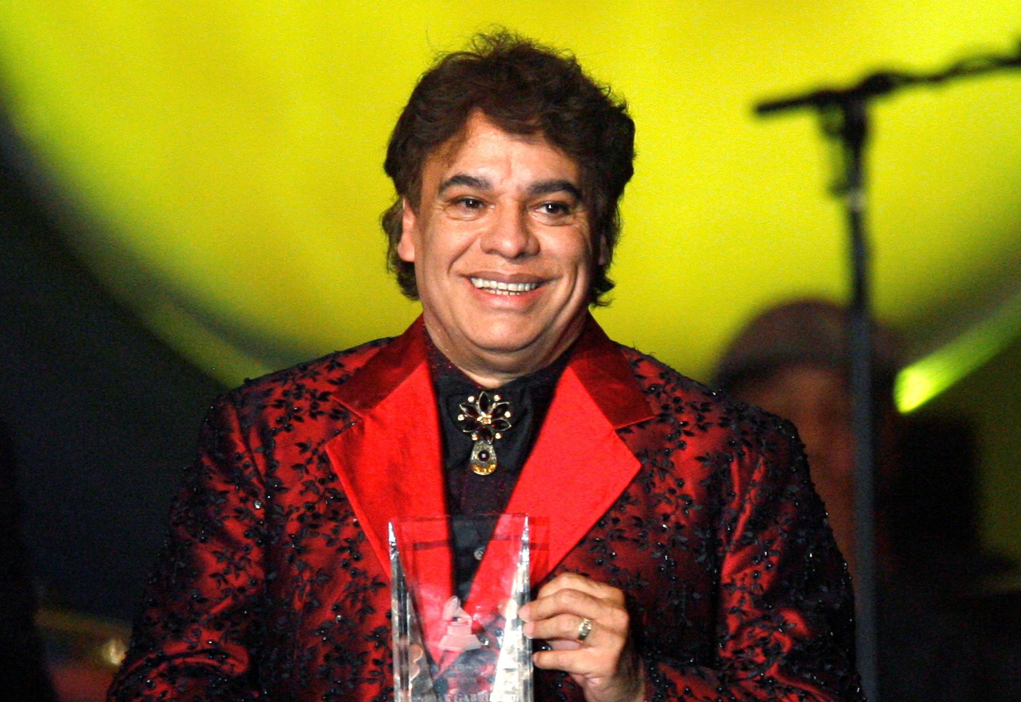 Luego de su fallecimiento: Los “amigos de lo ajeno” se apoderaron de propiedades de valor de Juan Gabriel