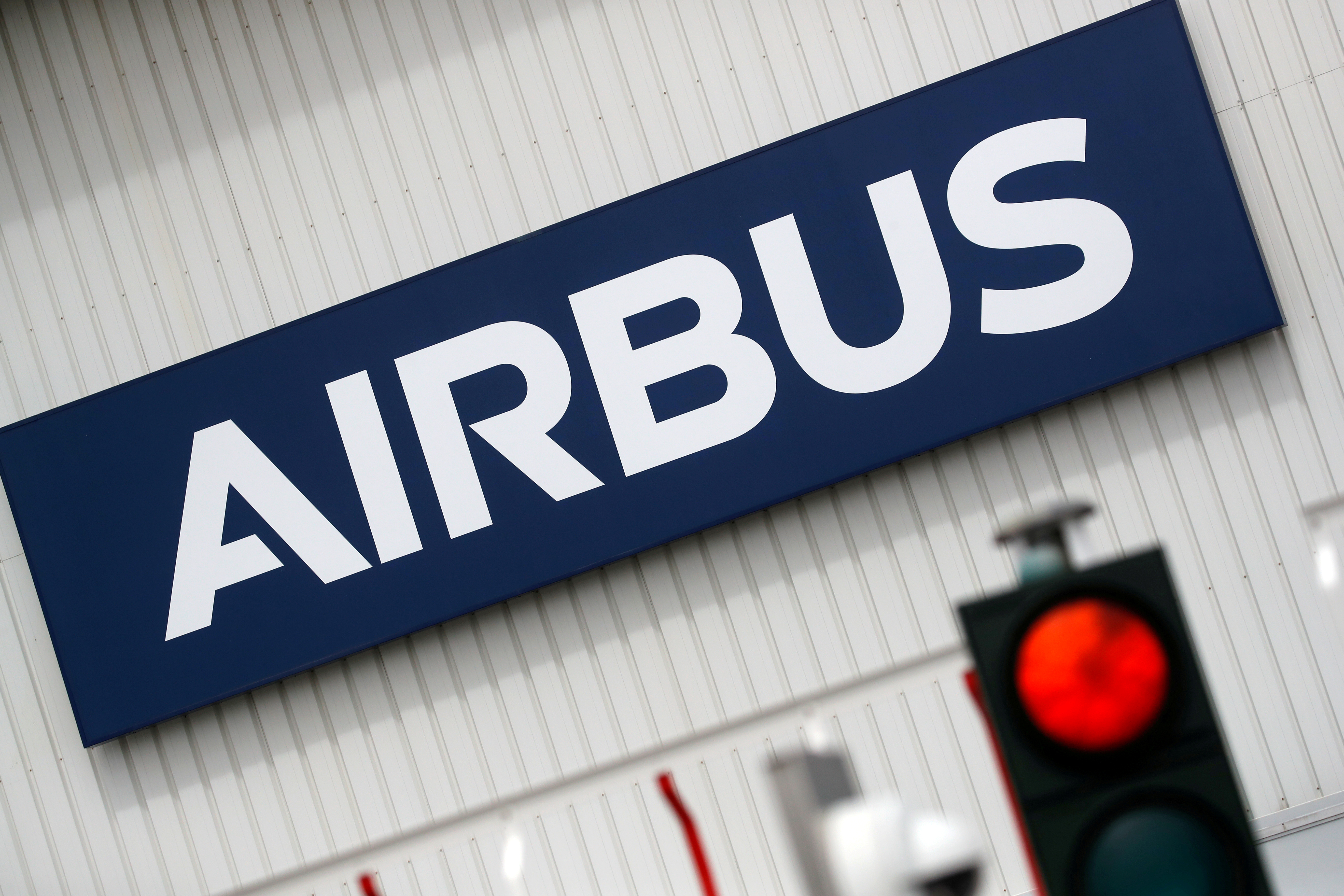 La UE pide a EEUU que retire los aranceles en la disputa por Airbus y Boeing -FT