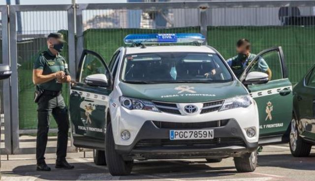 Murió tras recibir golpe de un amigo en la puerta de un bar en España