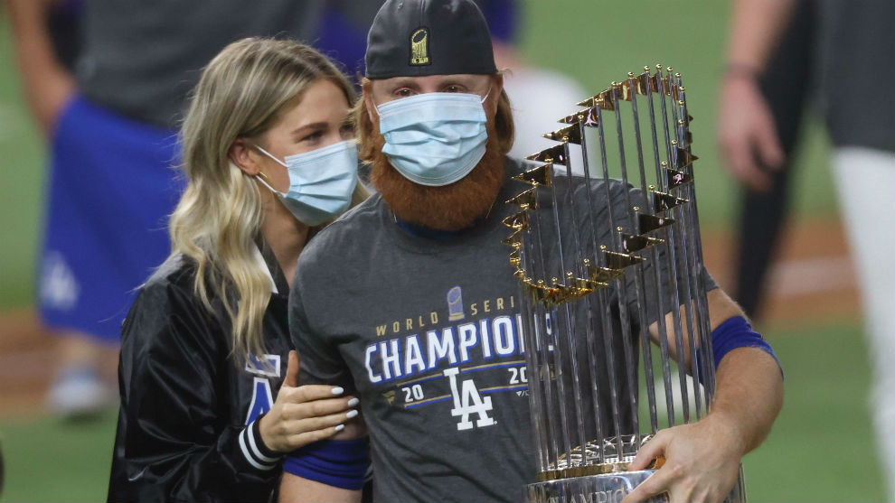 No sancionarán al pelotero de los Dodgers que celebró el título tras su positivo por Covid-19