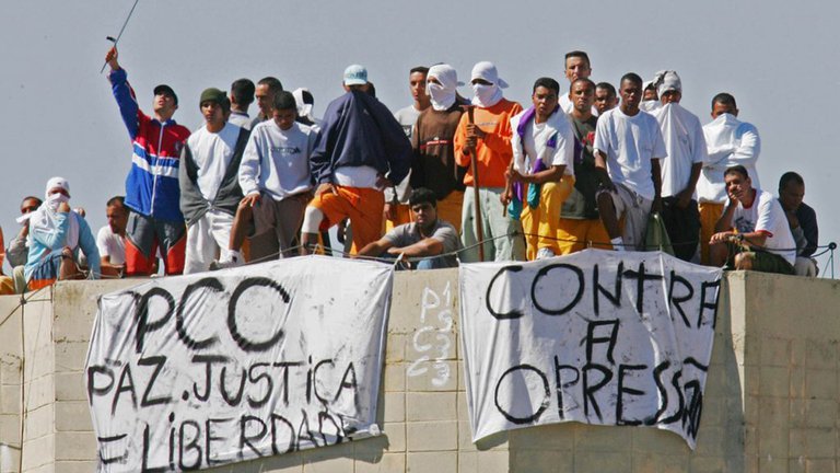 Varias cárceles, mutilaciones y más de 48 reos asesinados: Así es “Lucifer”, el peor asesino serial en Brasil