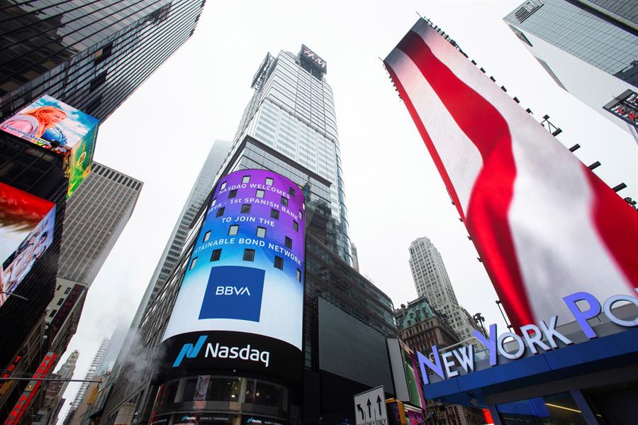 Hombre con un Kalashnikov fue detenido en la estación del metro de Times Square