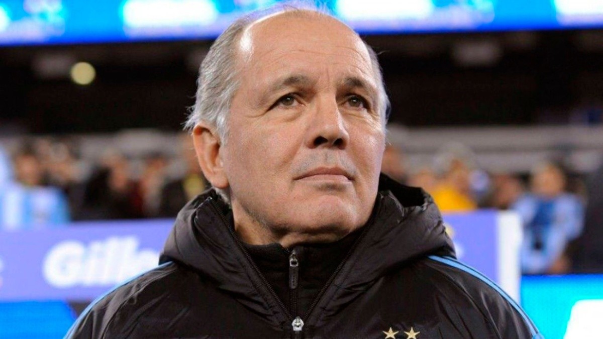 Murió el exdirector técnico de Argentina Alejandro Sabella a los 66 años