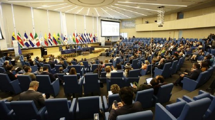 Piden ante la Eurolat el reconocimiento de títulos profesionales del personal médico venezolano fuera del país