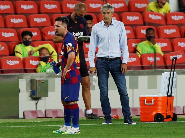 Quique Setién rompió el silencio tras su despido del Barça y disparó contra Messi: “Leo es difícil de gestionar”