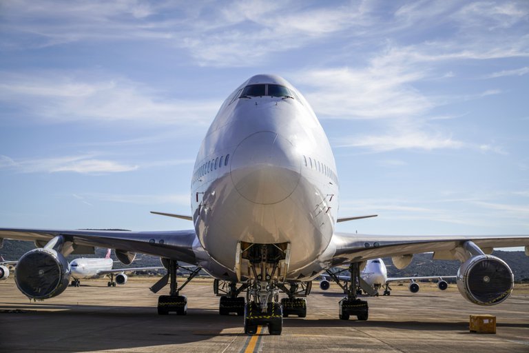 Las aerolíneas enfrentan la “misión del siglo” con el traslado de las vacunas contra el coronavirus