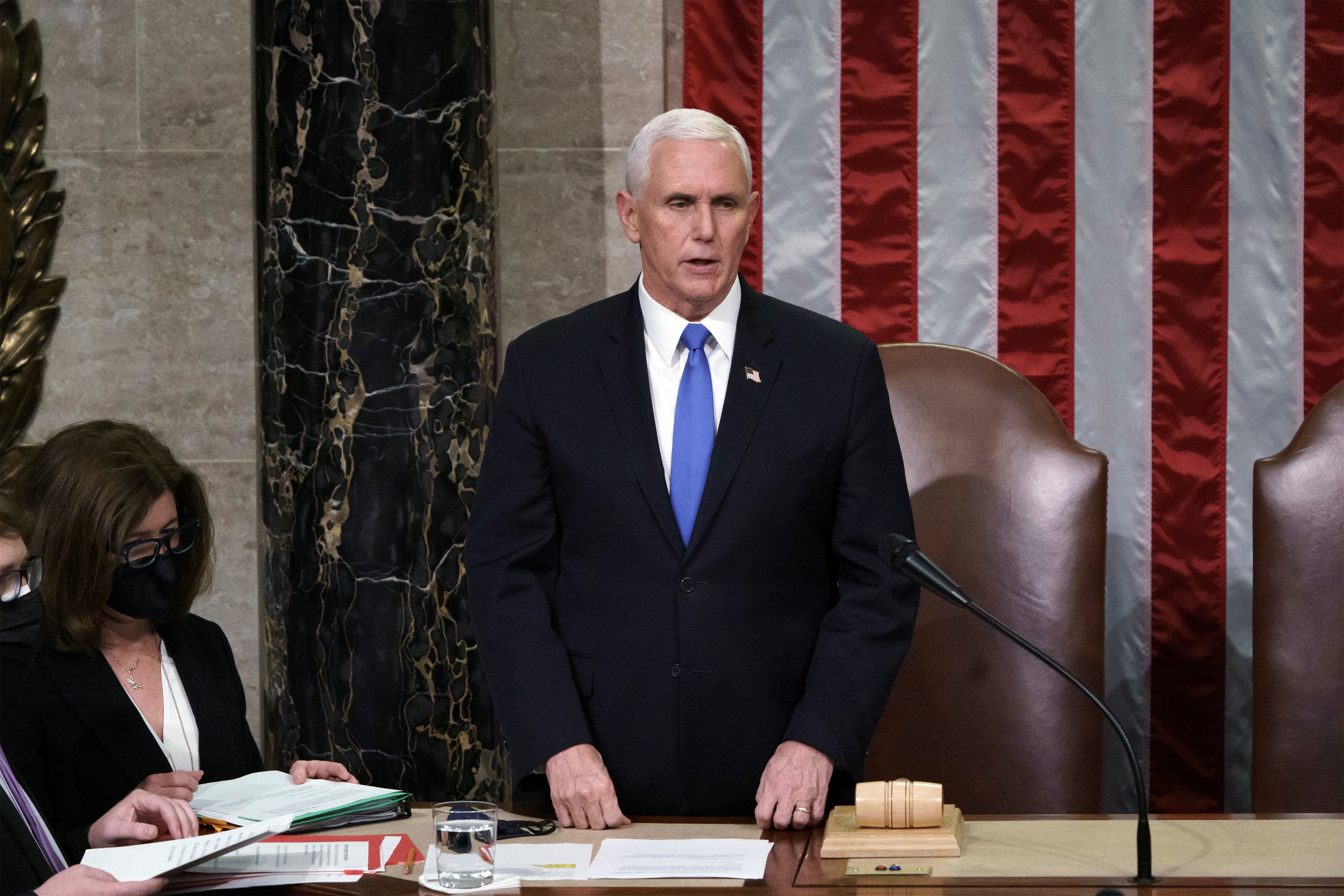 Mike Pence descartó usar Enmienda 25 de la Constitución para destituir a Donald Trump #13Ene (VIDEO)