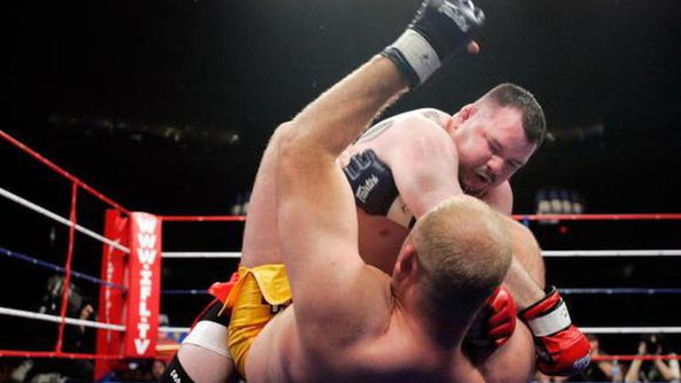 EEUU acusó al luchador de la MMA Travis Fulton por explotación sexual y posesión de pornografía infantil