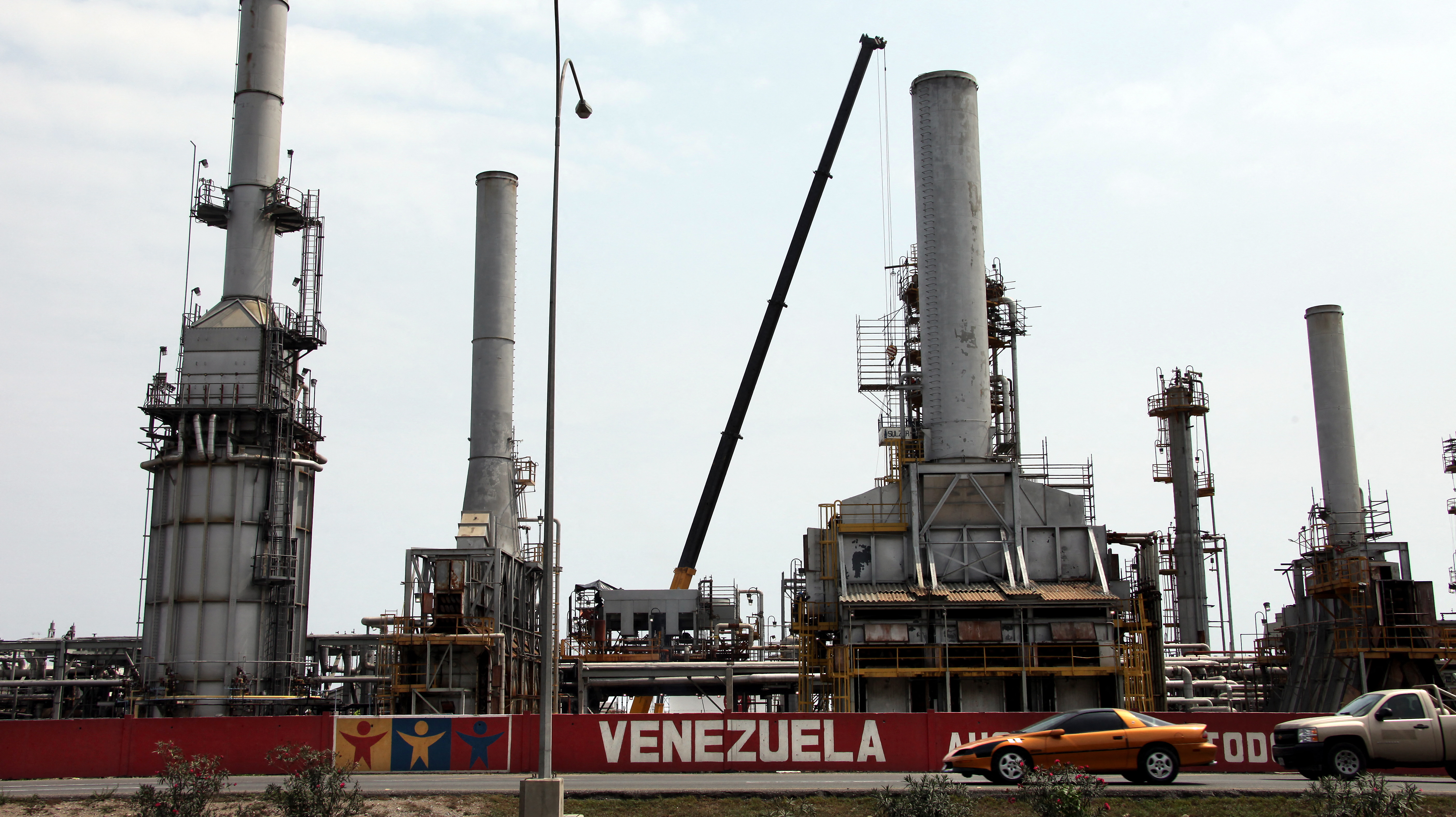 El Tiempo: Indagan si plata de saqueo a Pdvsa llegó a Colombia