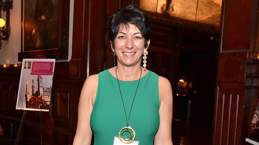 Jueza reduce los cargos de conspiración contra Ghislaine Maxwell