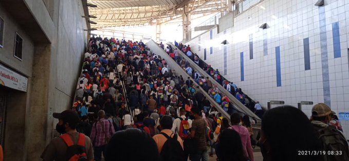 ¿Cuál cerco epidemiológico? Así luce la salida del ferrocarril en La Rinconada #19Mar (FOTO)