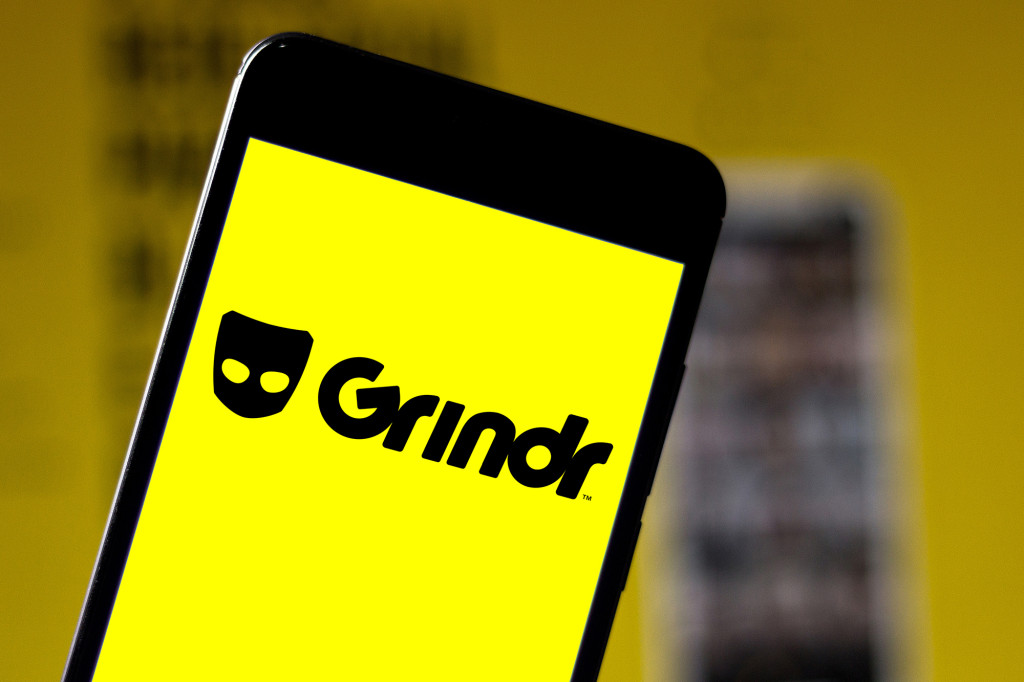 Se conocieron en Grindr: lo drogó y violó a su madre tras ser invitado por primera vez a su casa