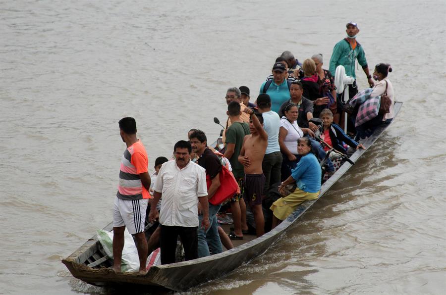 ¡Doloroso! Así llegan los venezolanos a Arauquita tras enfrentamientos en Apure (Fotos)