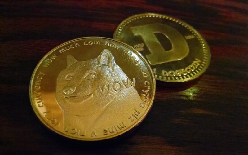 Dogecoin, de meme de internet a criptomoneda con un valor de 48 mil millones