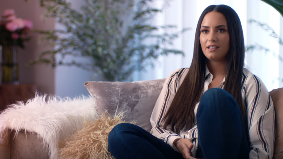 Demi Lovato sufrió ataque de ansiedad al ver su documental “Dancing with the Devil”