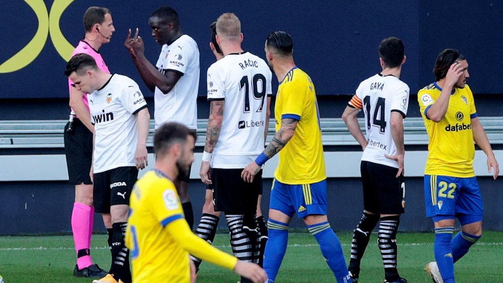 Técnico del Valencia reveló detalles de lo que pasó tras el escándalo de racismo