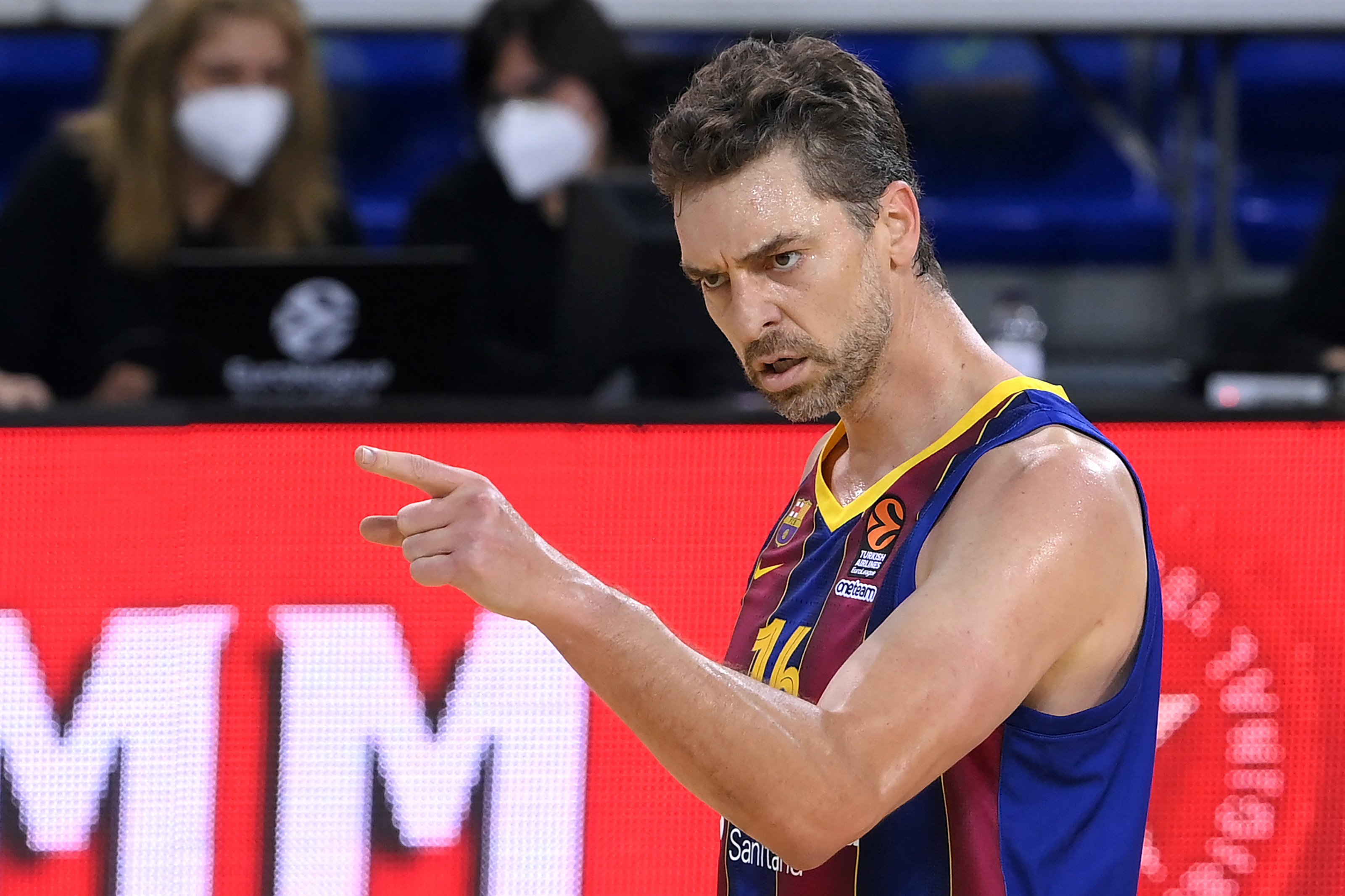 Pau Gasol, de regreso al Barça, vuelve a jugar dos años después