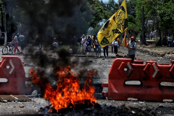 Amenaza de grupos de autodefensa acecha a Cali bajo ecos del paramilitarismo