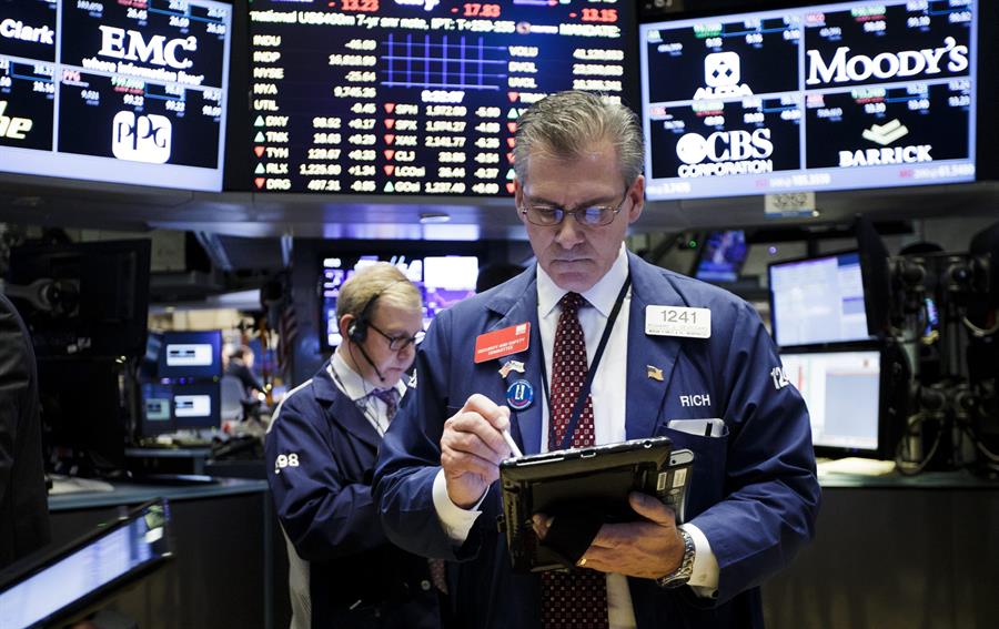 Wall Street abre mixto y el Dow Jones retrocede un 0,34 %