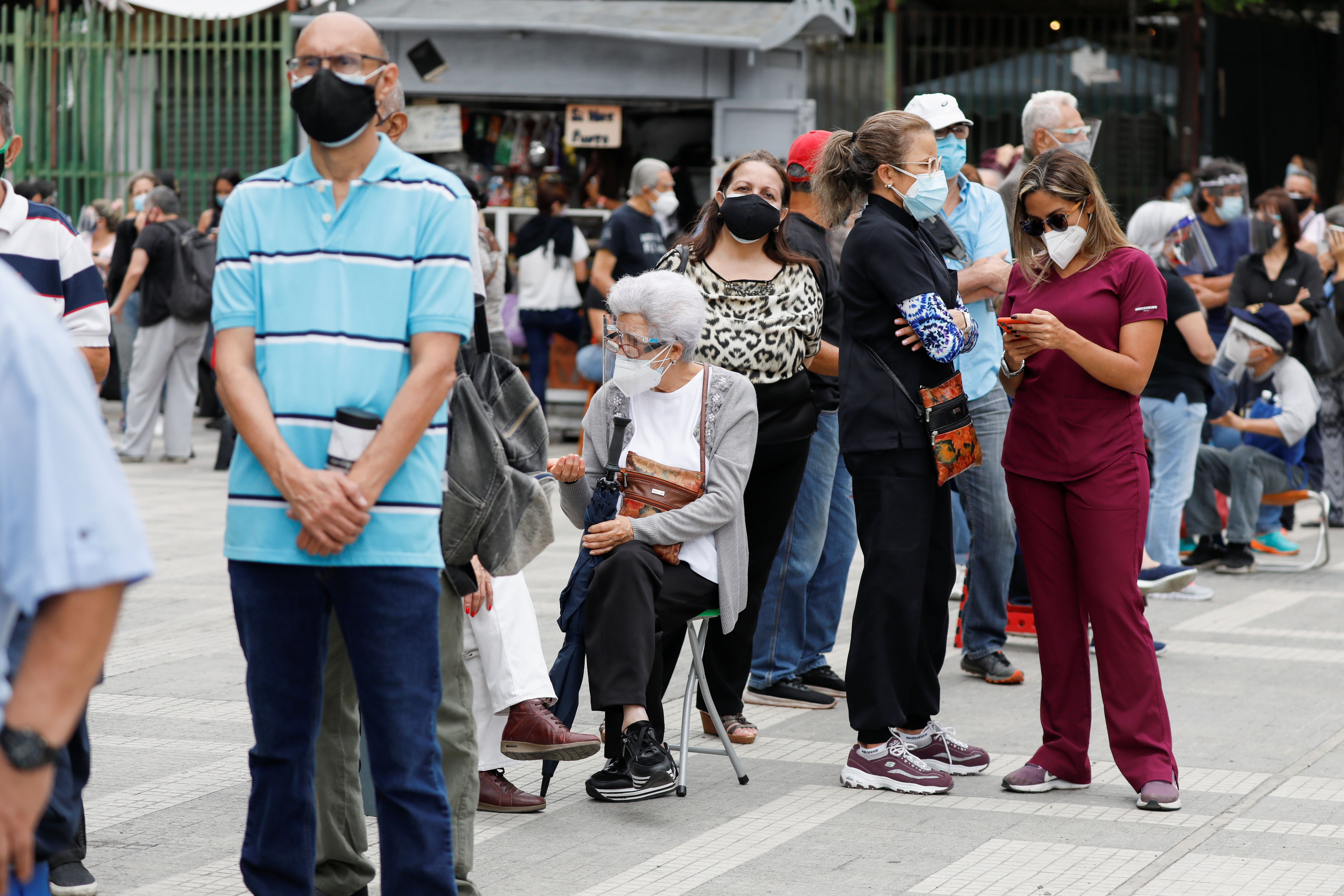 Médicos Unidos de Venezuela pidió sincerar cifras de vacunados contra el Covid-19