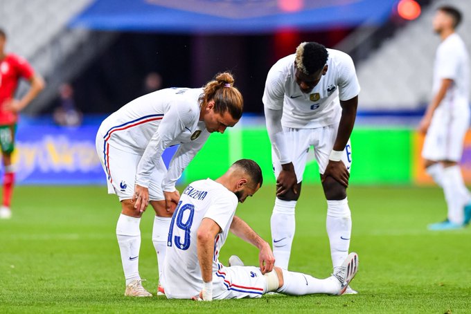 Benzema salió lesionado frente a Bulgaria, a días de comenzar la Eurocopa