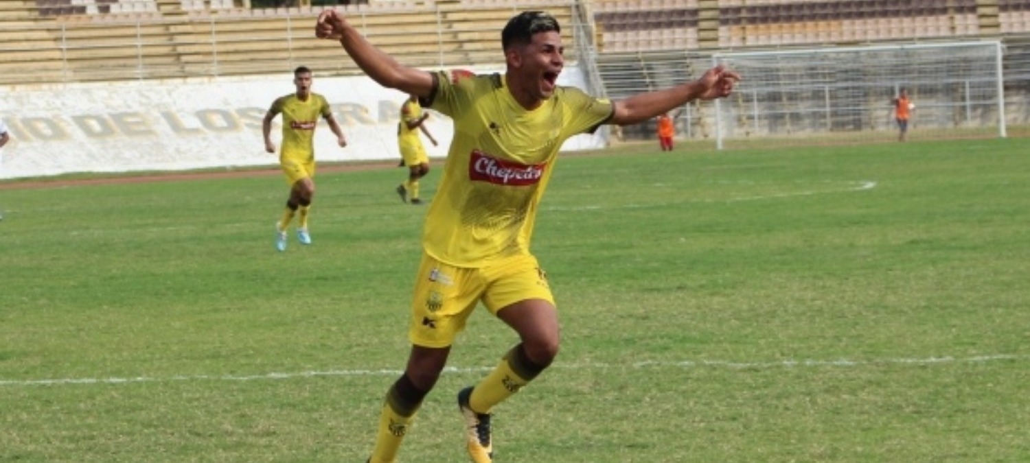 El lateral venezolano Joantony Carmona cambia el Atlético Mineiro por el Paranaense