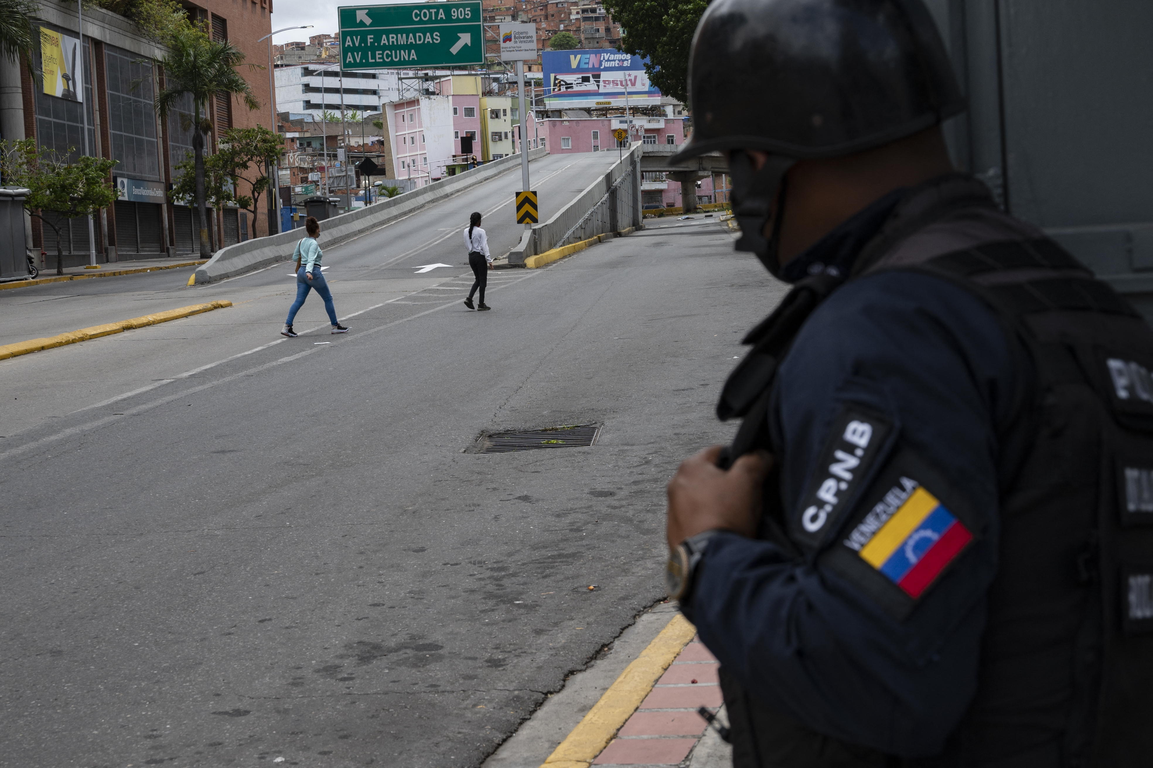 Funcionarios de la dictadura están desplegados en Petare, Palo Verde, Redoma de Petare y Carretera Petare Santa Lucía #17Jul