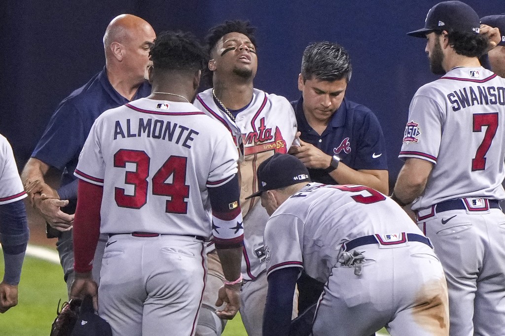 Malas noticias: Ronald Acuña Jr. se perderá el resto de la temporada por una dura lesión (Detalles)