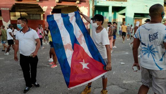 Crisis, pandemia e internet, los detonantes de las protestas en Cuba