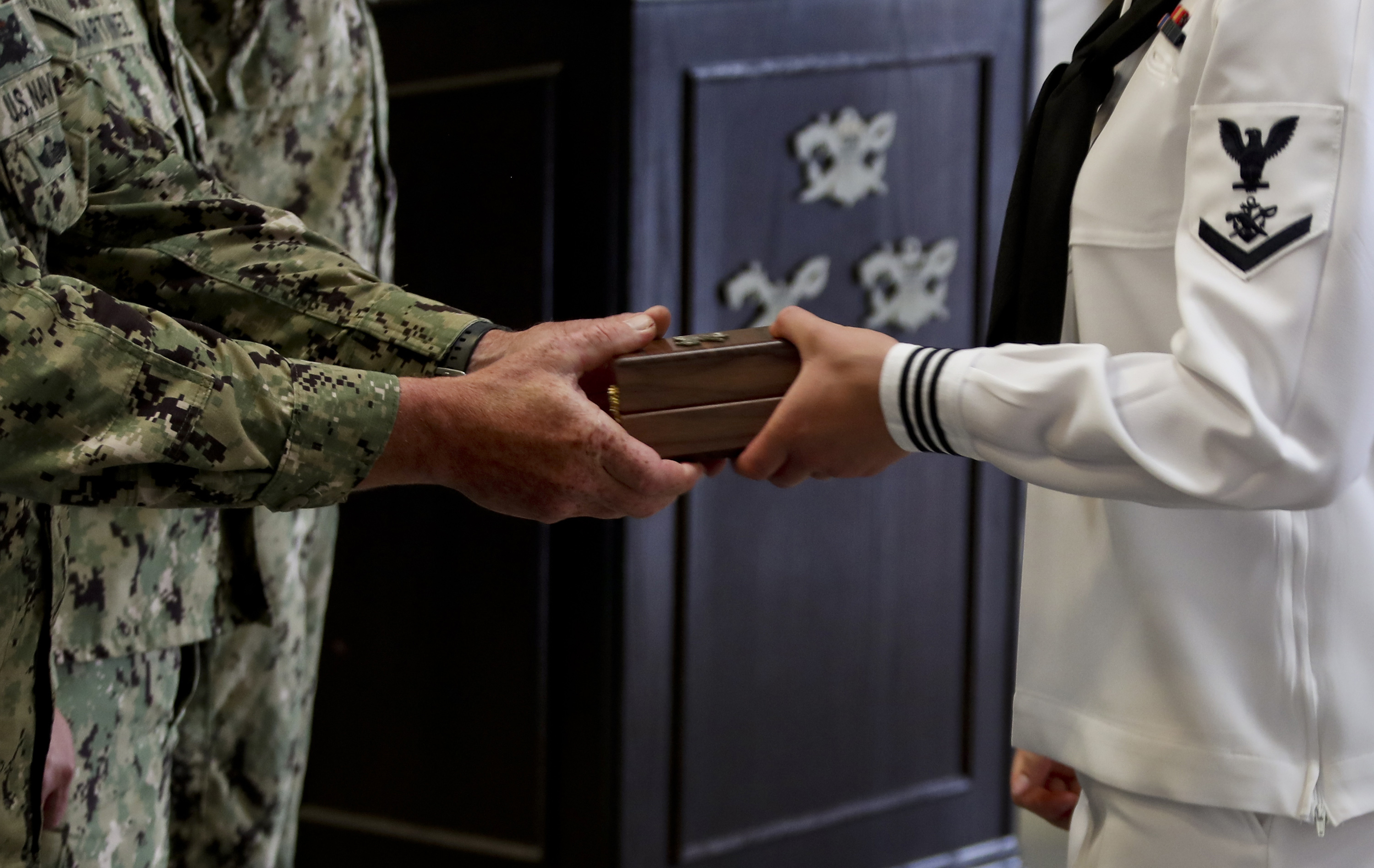 Por primera vez, una mujer logró ser parte de las fuerzas de operaciones especiales de la Armada de EEUU