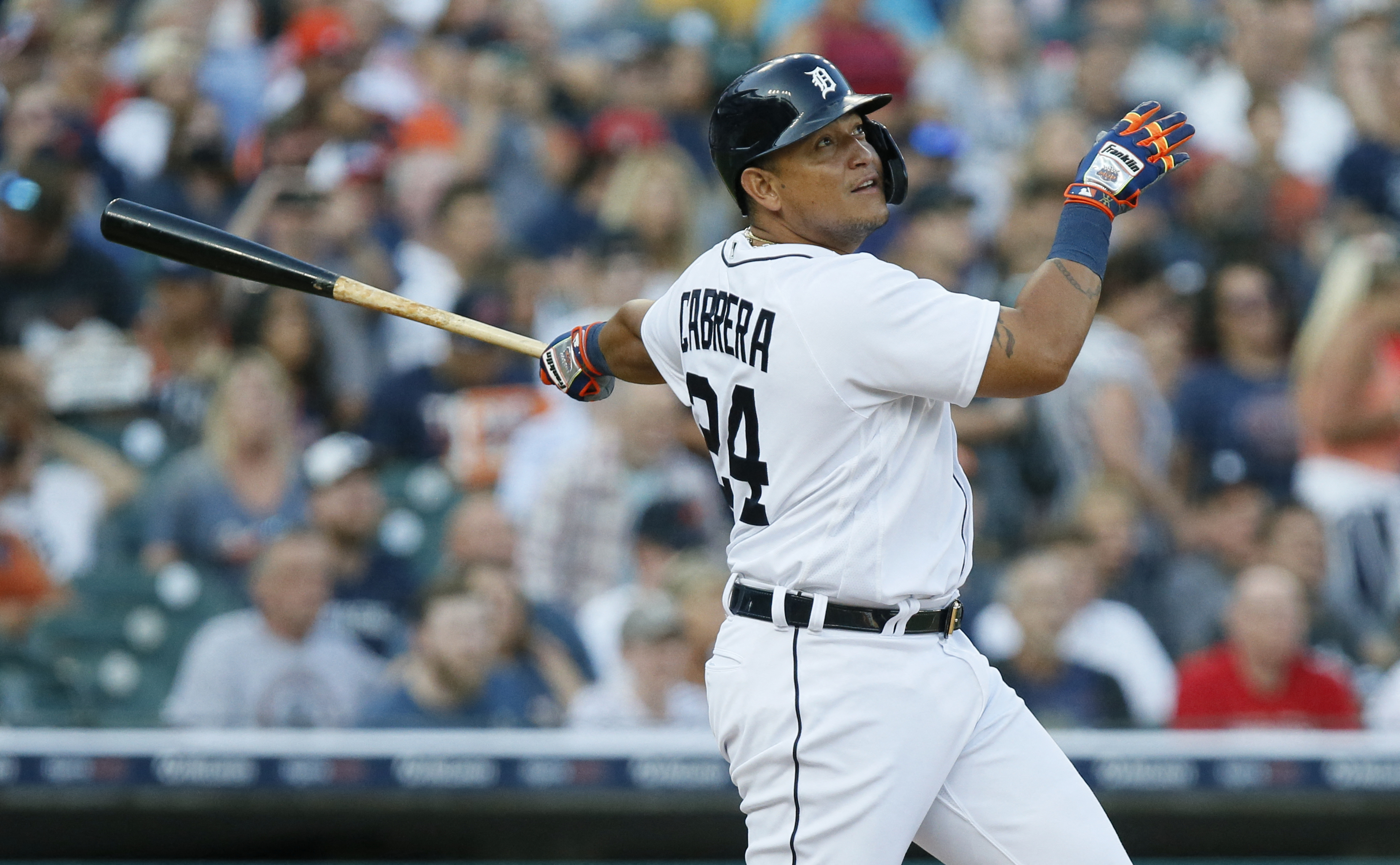 Miguel Cabrera superó a la leyenda Frank Robinson en lista histórica de imparables (Video)