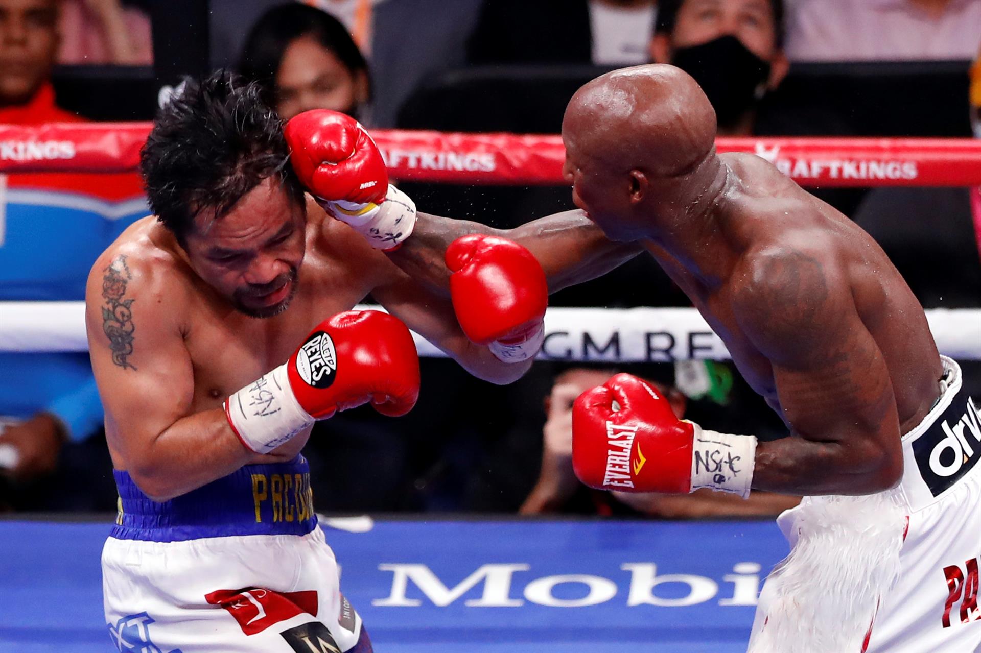 Yordenis Ugás superó al legendario Manny Pacquiao por decisión unánime