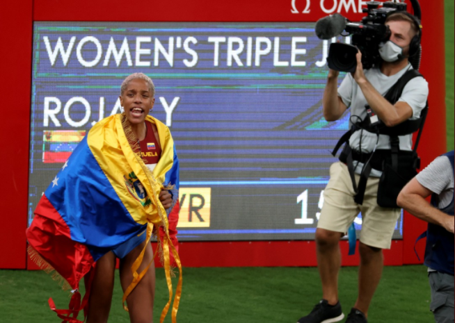 ¡Medalla de oro también pa’ eso! Los mejores memes del logro de Yulimar Rojas en #Tokyo2020