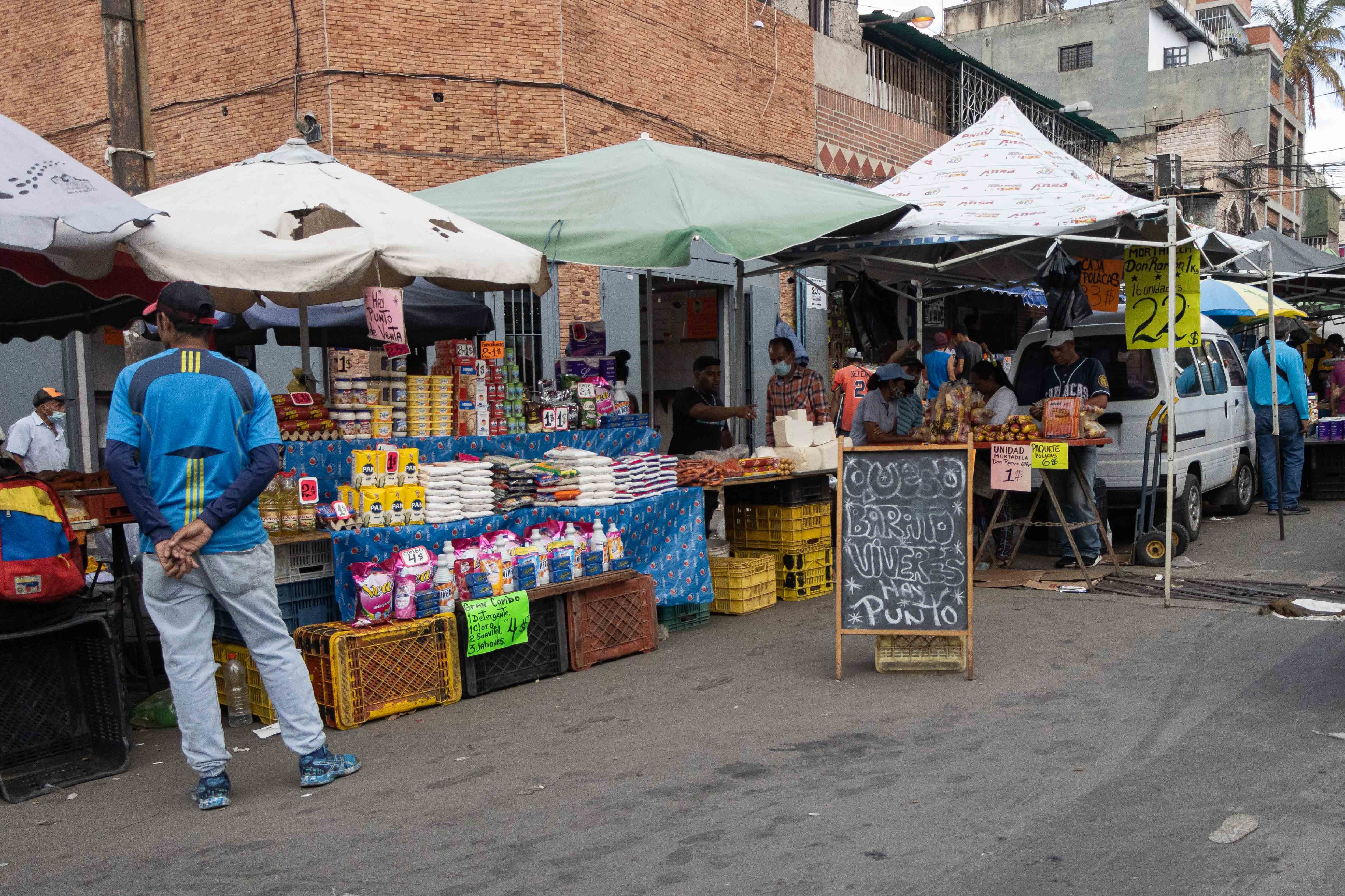 Comerciantes venezolanos crearon una comisión para la exportación de servicios