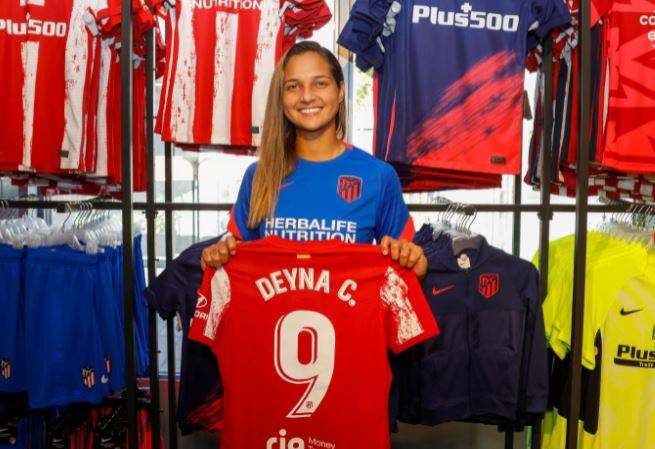 ¡Modelando! Deyna Castellanos cambió de dorsal en el Atlético de Madrid (Videos)