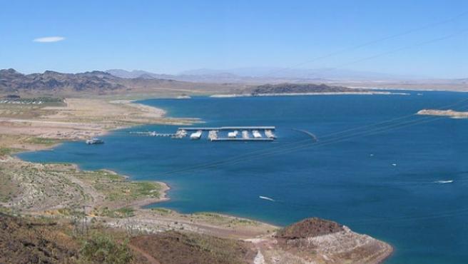 El mayor embalse de EEUU alcanzó su nivel más bajo de la historia a causa de la sequía