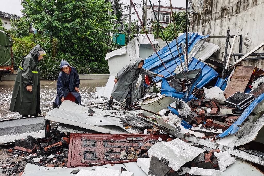 Al menos tres muertos y decenas de heridos por un terremoto en la provincia Sichuan en China (VIDEO)