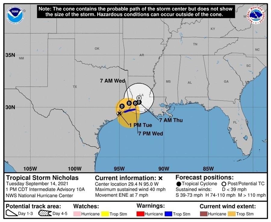 Nicholas se convirtió en depresión tropical sobre Texas y seguirá con lluvias