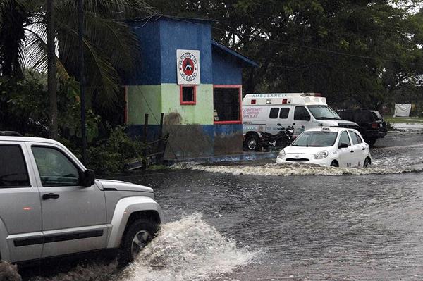 La depresión tropical 15-E se forma en aguas del Pacífico mexicano