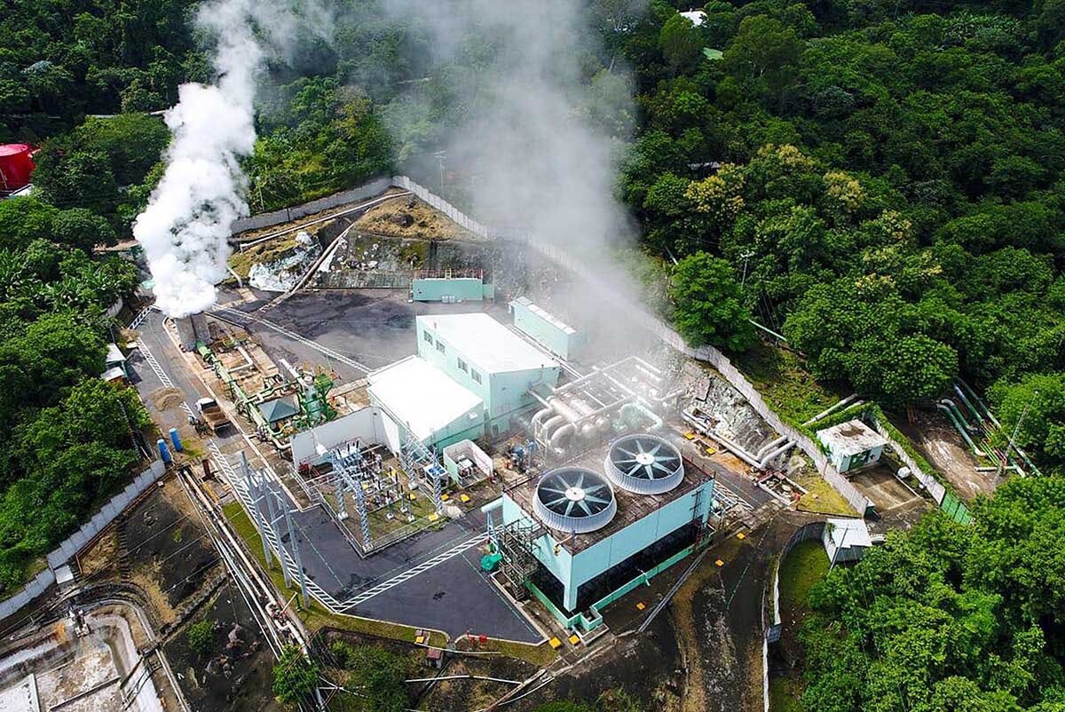 El Salvador comenzó a minar bitcoins usando la energía de los volcanes (VIDEO)