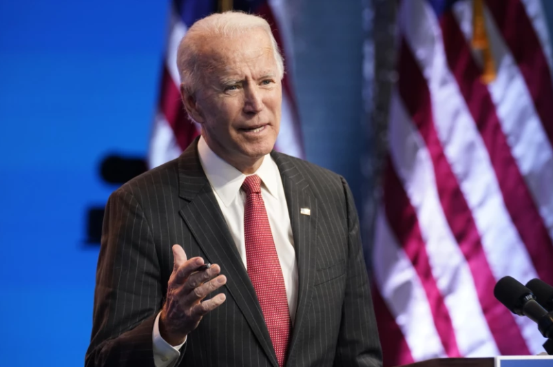 Joe Biden se reúne con senadores por el tema del presupuesto (VIDEO)